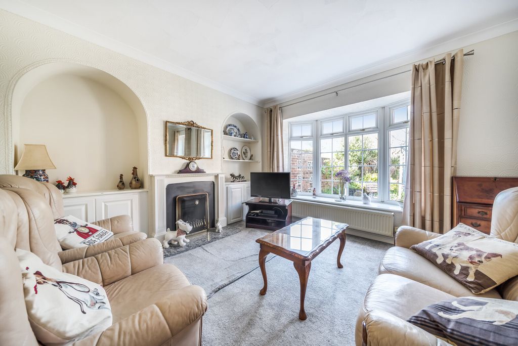 Property photo 2 of 22 1122865 (2).Jpg