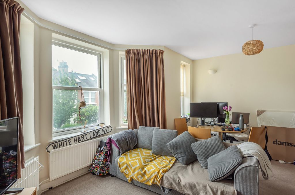 Property photo 3 of 8 846924 (3).Jpg