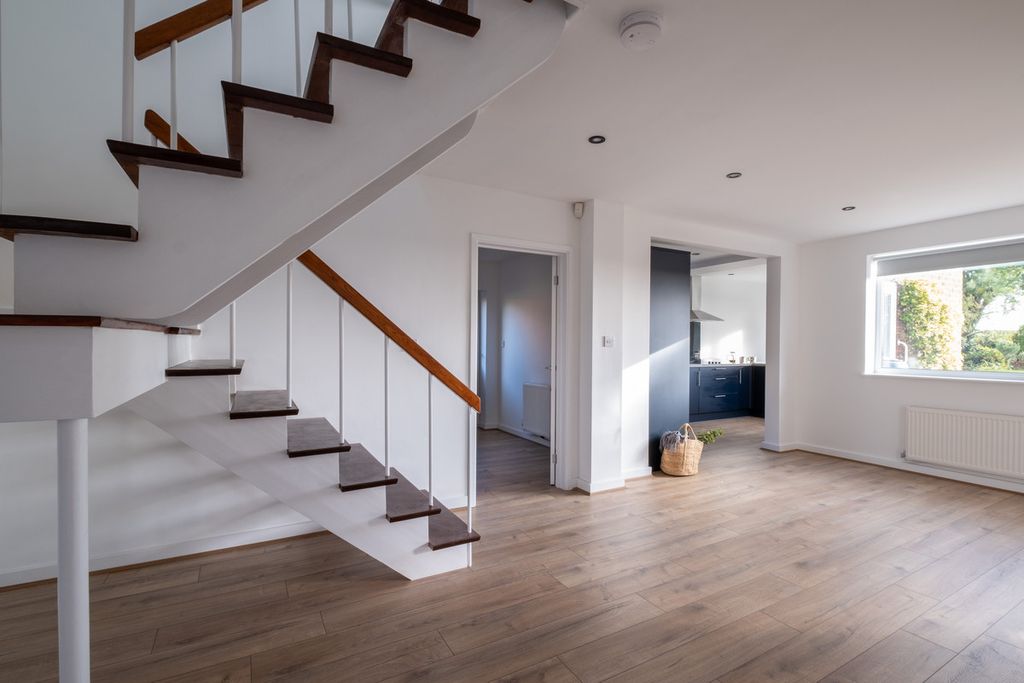 Additional image 8 of 5 bed detached house to rentHampton Road, Warwick CV35