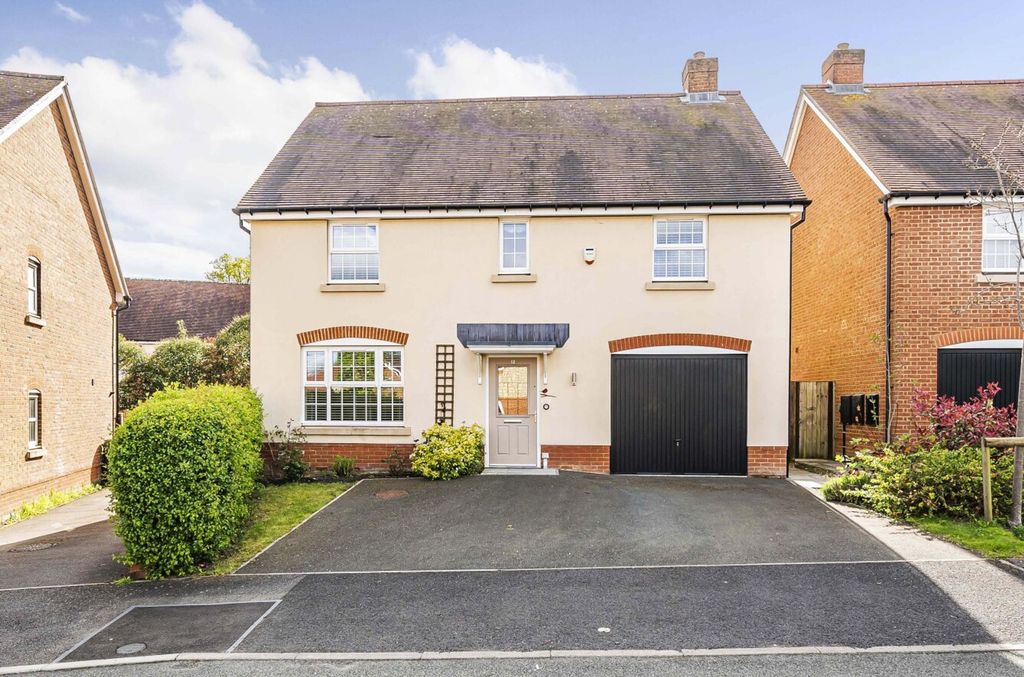 Property photo 1 of 18