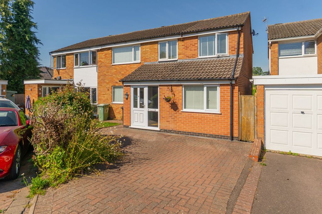 Property photo 1 of 31