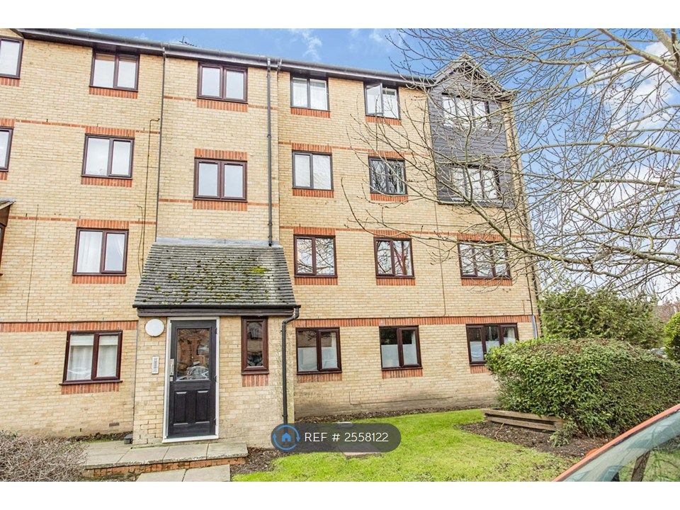 Property photo 2 of 12