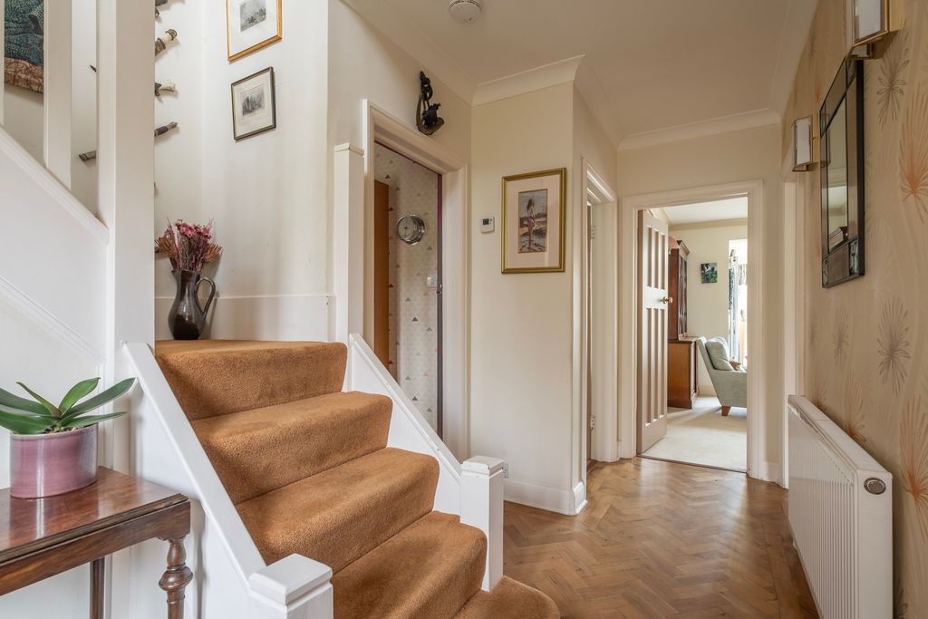 Property photo 3 of 21