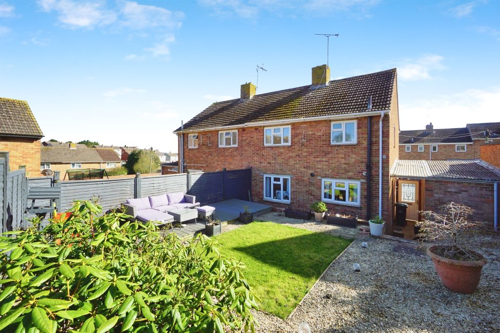 Property photo 2 of 16