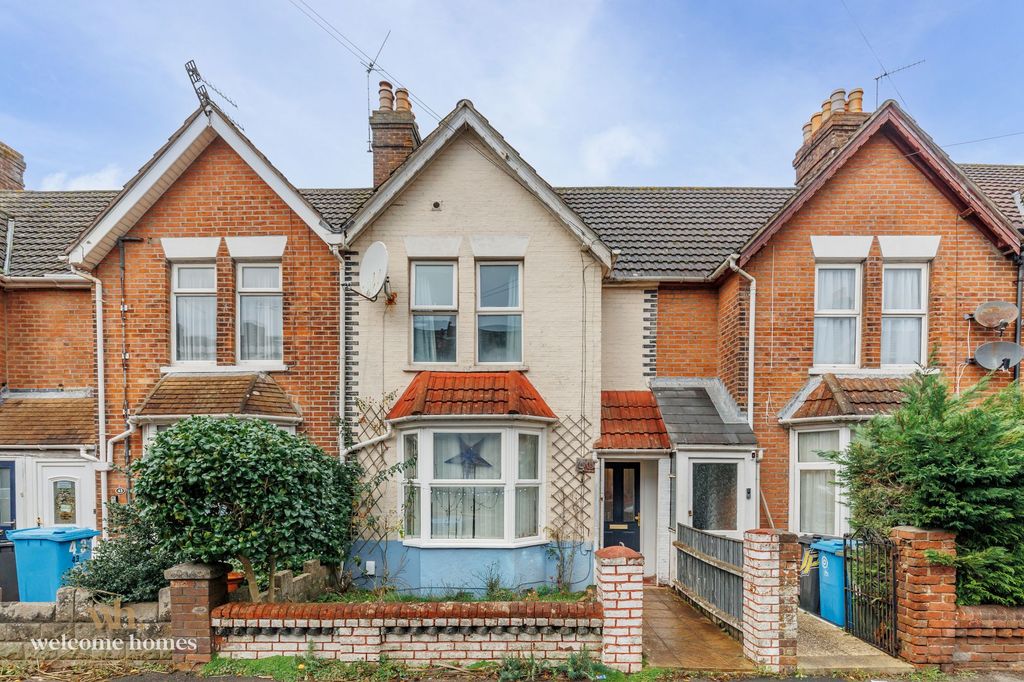 Property photo 2 of 12