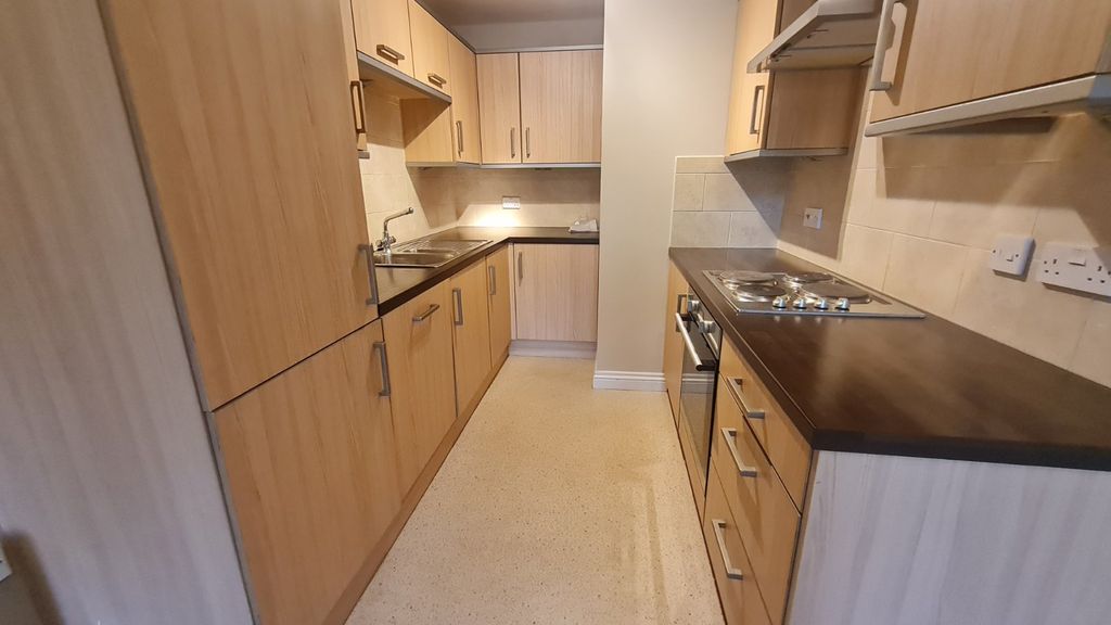 Property photo 3 of 11 Picture No. 25