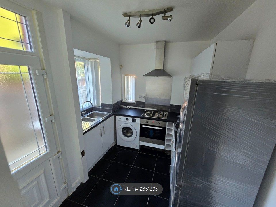 Property photo 2 of 6