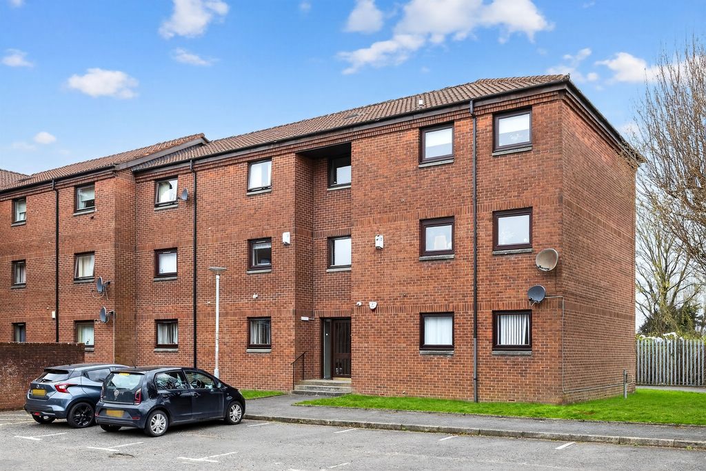 Property photo 1 of 11