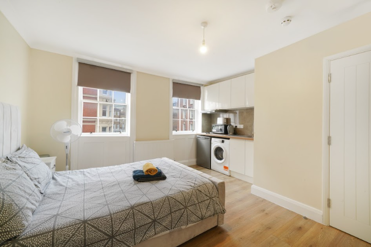 Property photo 1 of 7