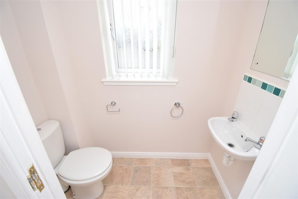 Property photo 2 of 22 WC.Jpg