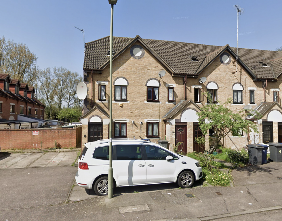 Property photo 1 of 12