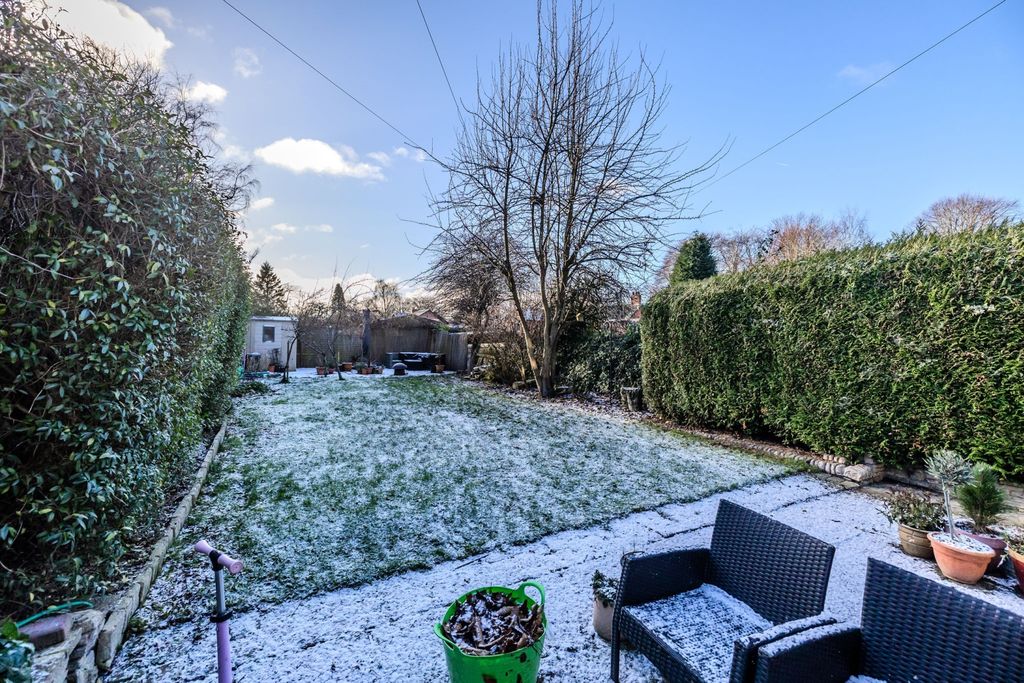 Property photo 2 of 34 B.Gar