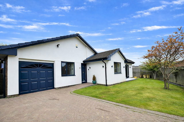 Property photo 2 of 21