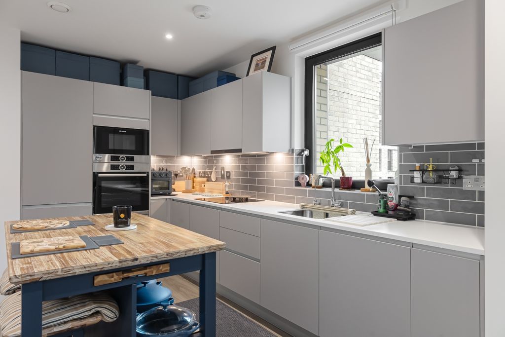 Property photo 2 of 13 094A4194