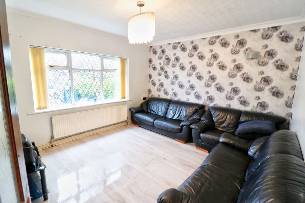 Property photo 3 of 23 Img_7115