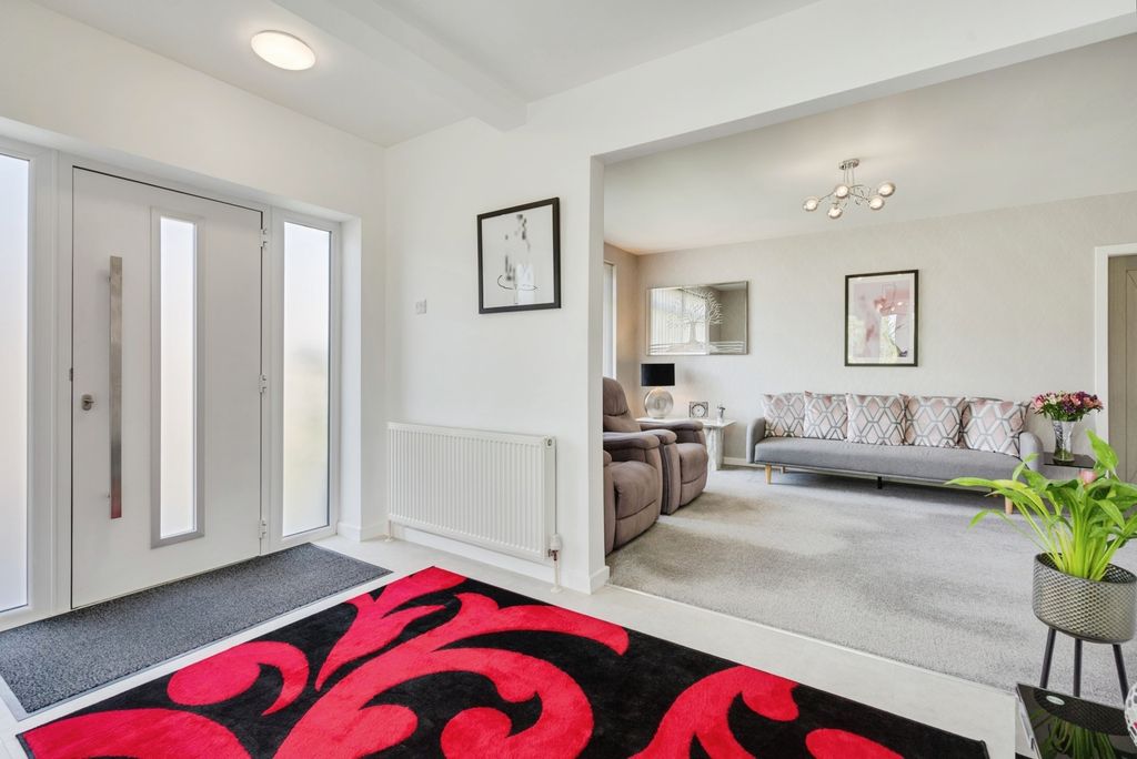 Property photo 3 of 26 Pbox-Img.Jpg