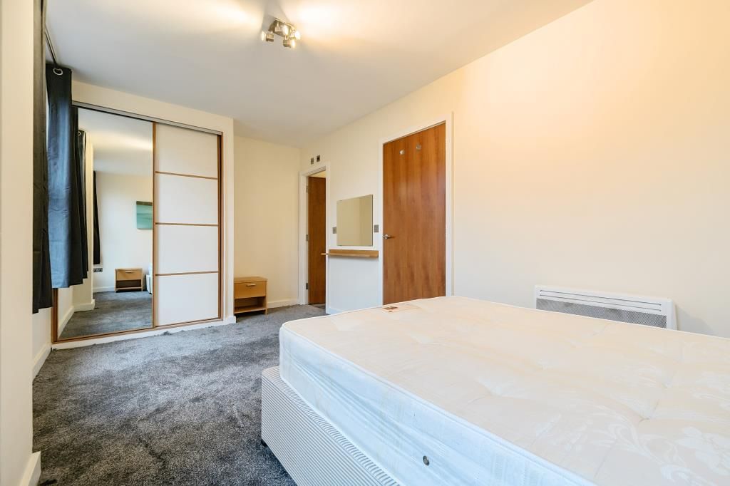 Property photo 2 of 11 Bedroom