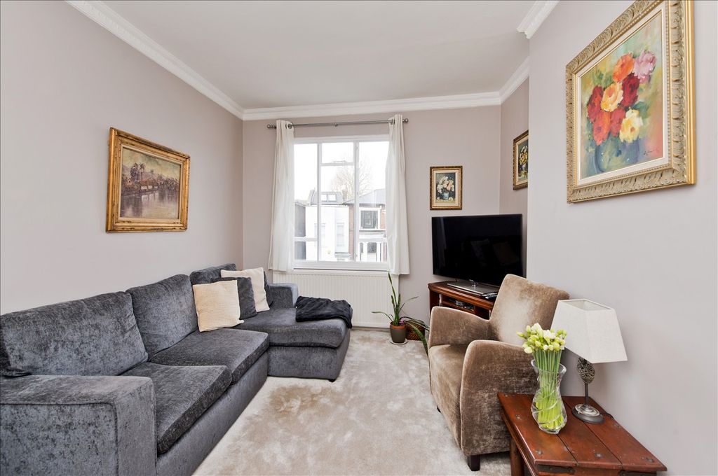 Property photo 2 of 7