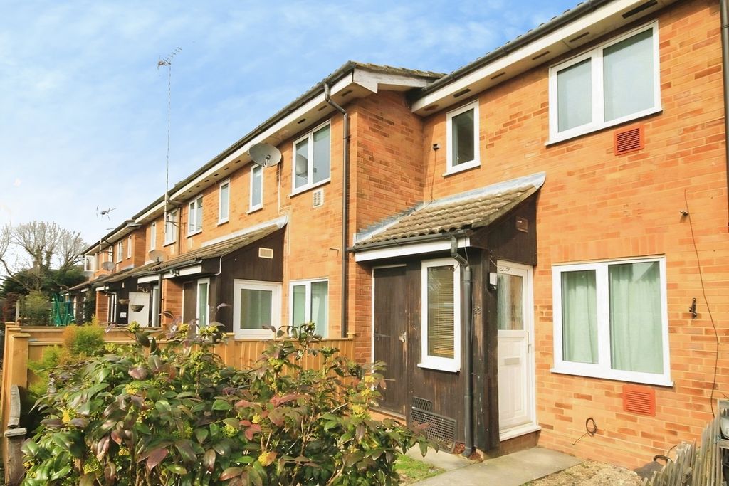 Property photo 1 of 7 Exterior