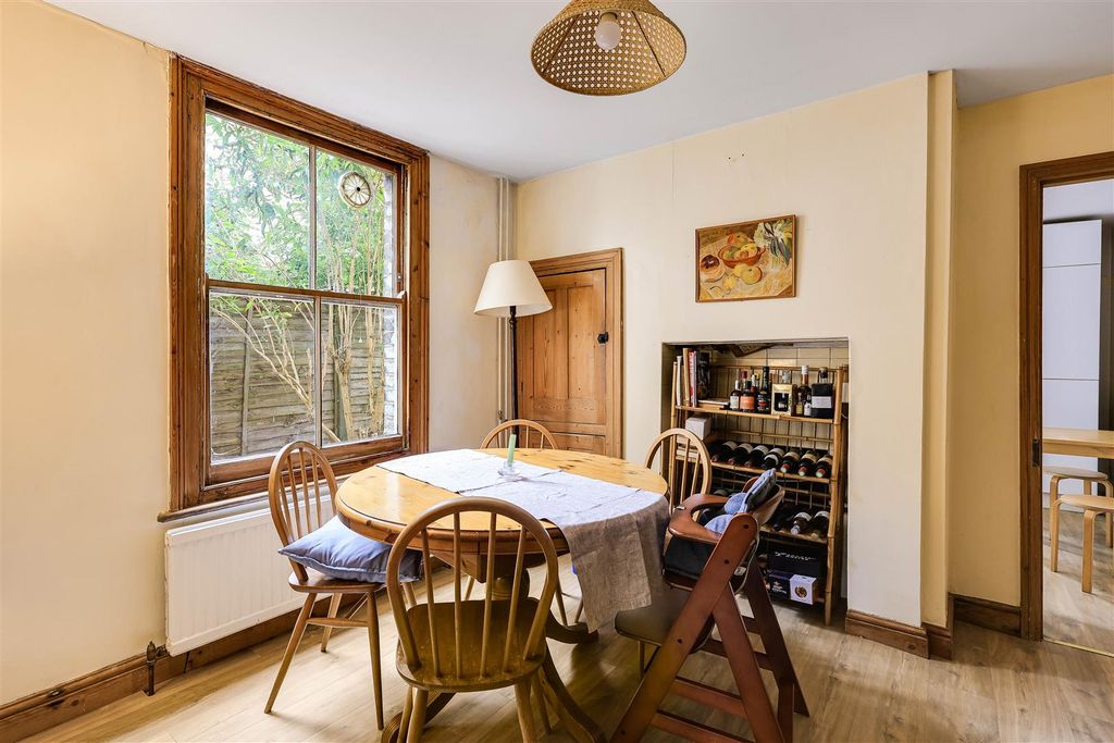 Property photo 3 of 23 Img (6).Jpg