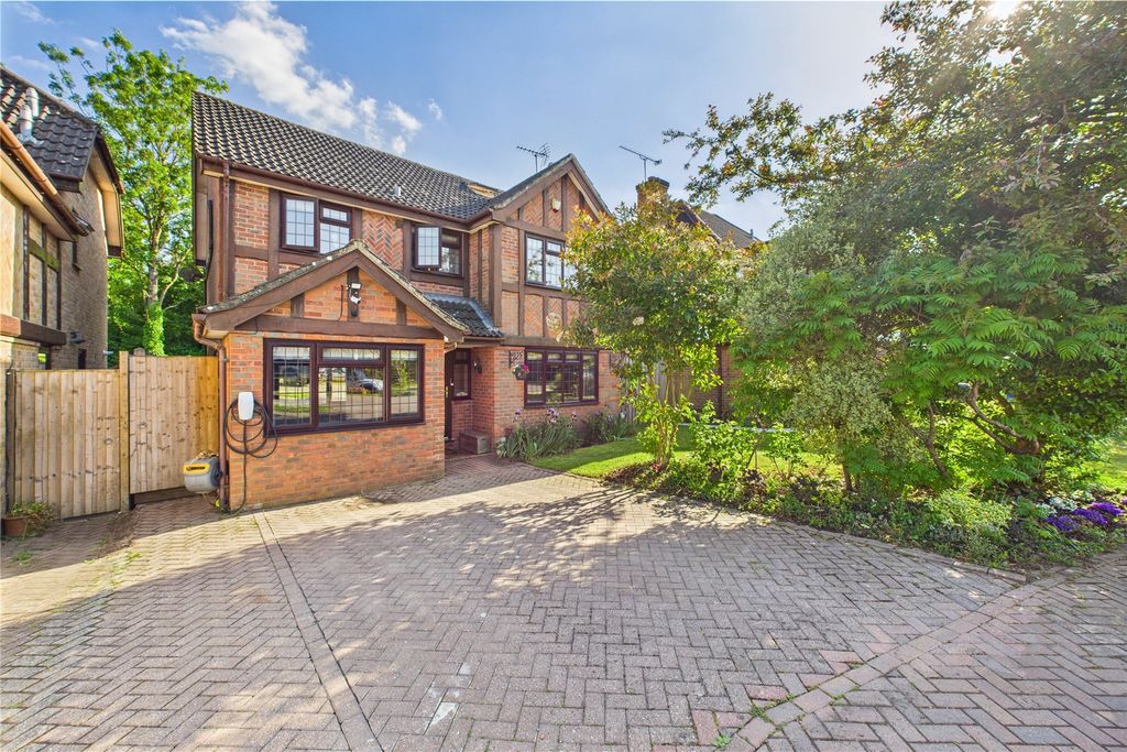 Property photo 1 of 28 Picture No. 34