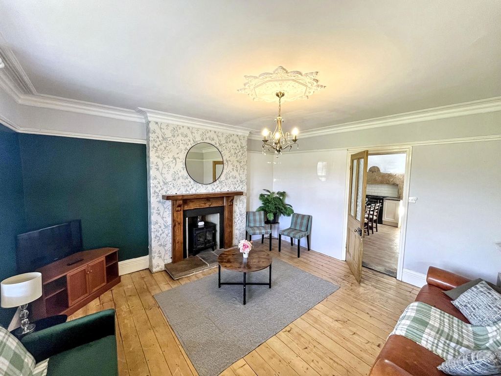 Property photo 2 of 24