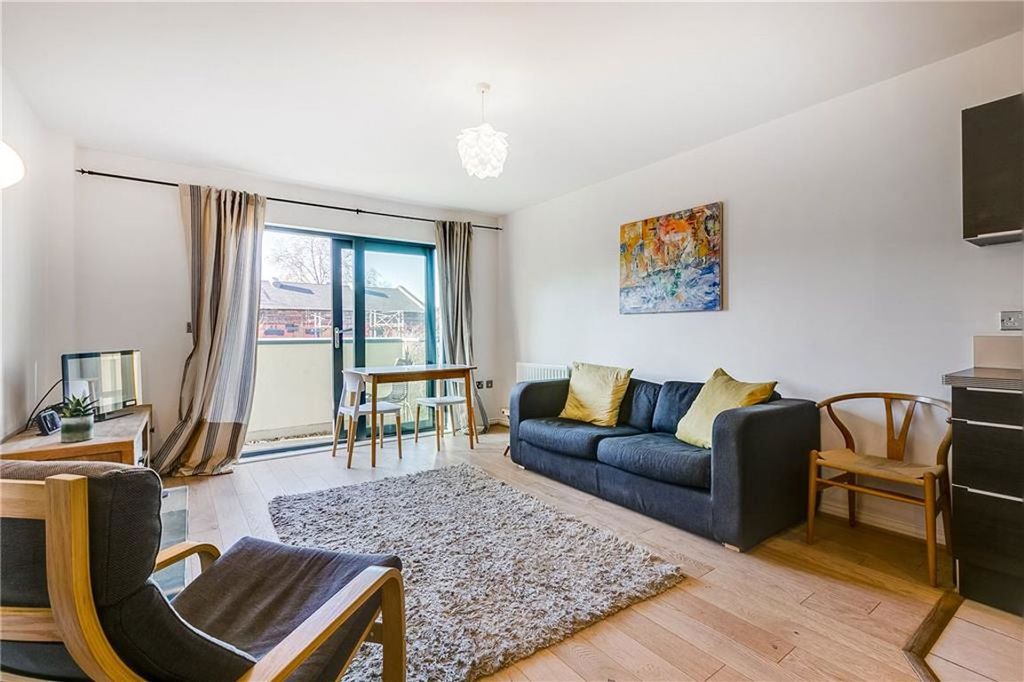 Property photo 2 of 6