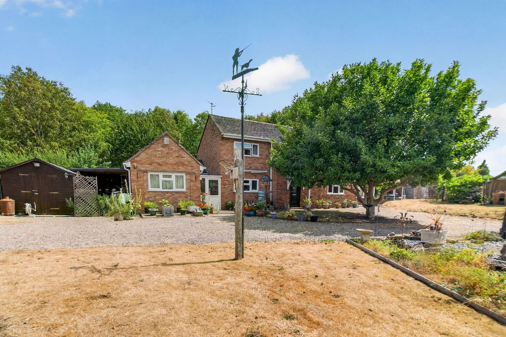 Property photo 1 of 26
