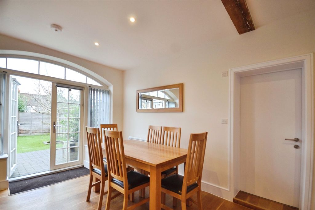 Property photo 3 of 7 Picture No. 16