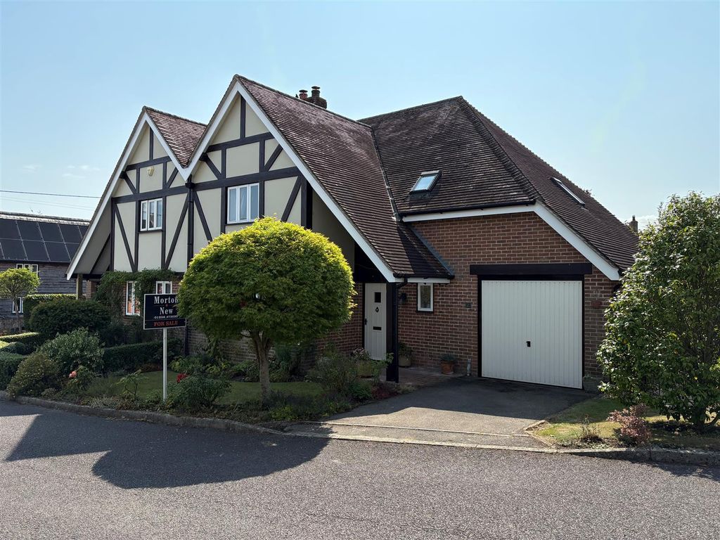 Property photo 1 of 11 Front