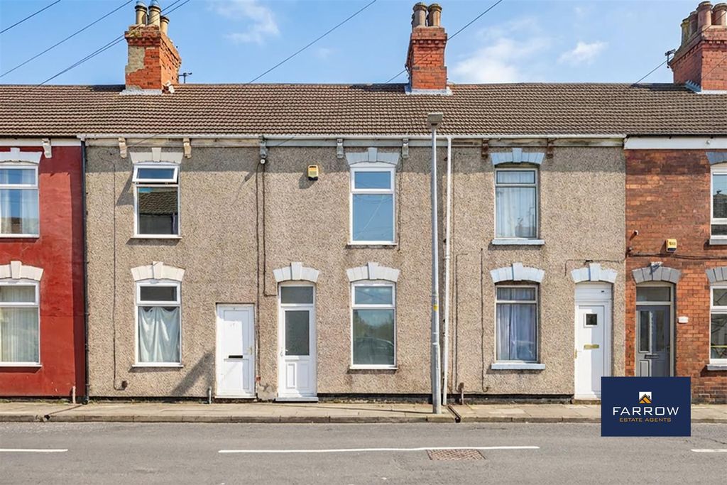 Property photo 1 of 19 Front