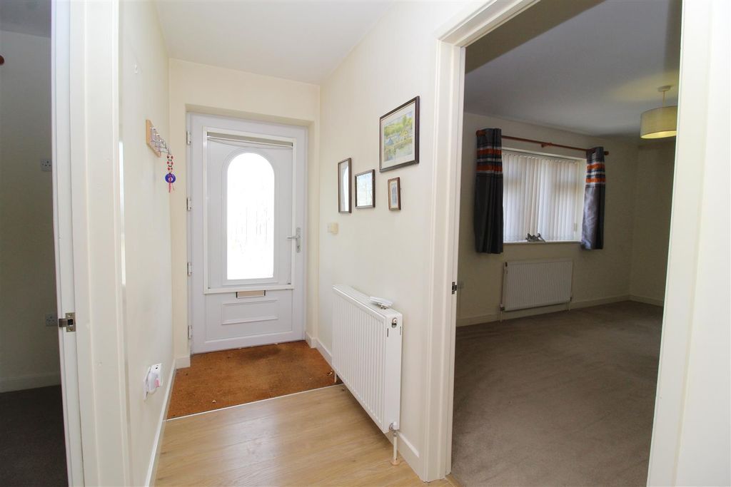 Property photo 2 of 13 Img_2288.Jpg