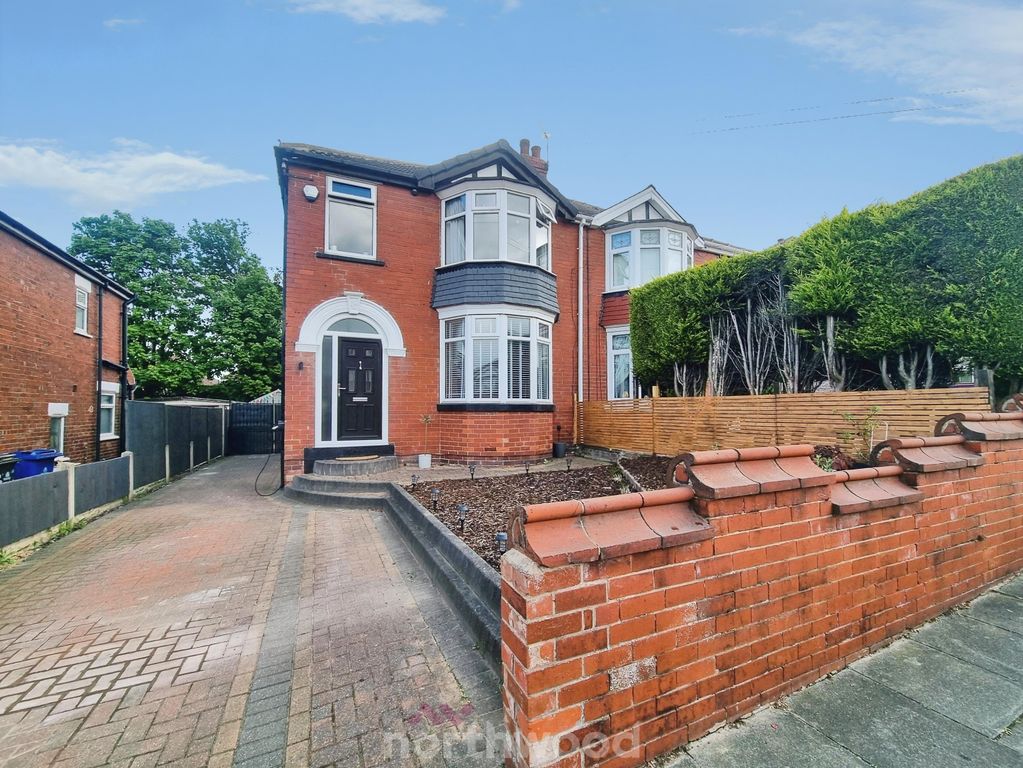 Property photo 1 of 27