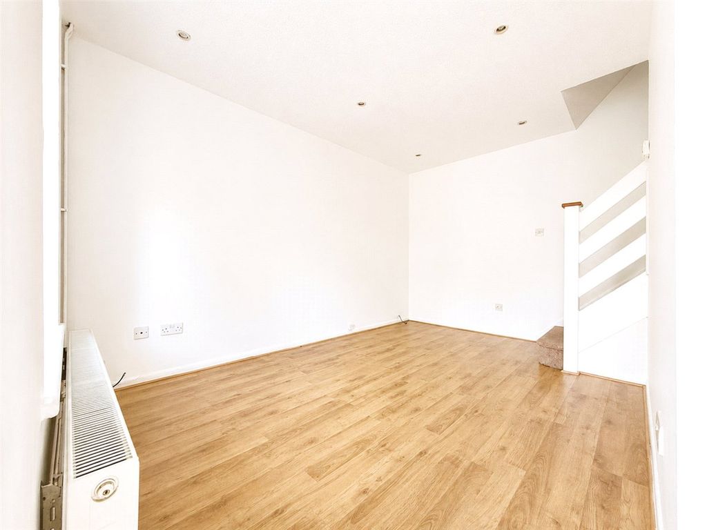 Property photo 3 of 11 Picture No. 05