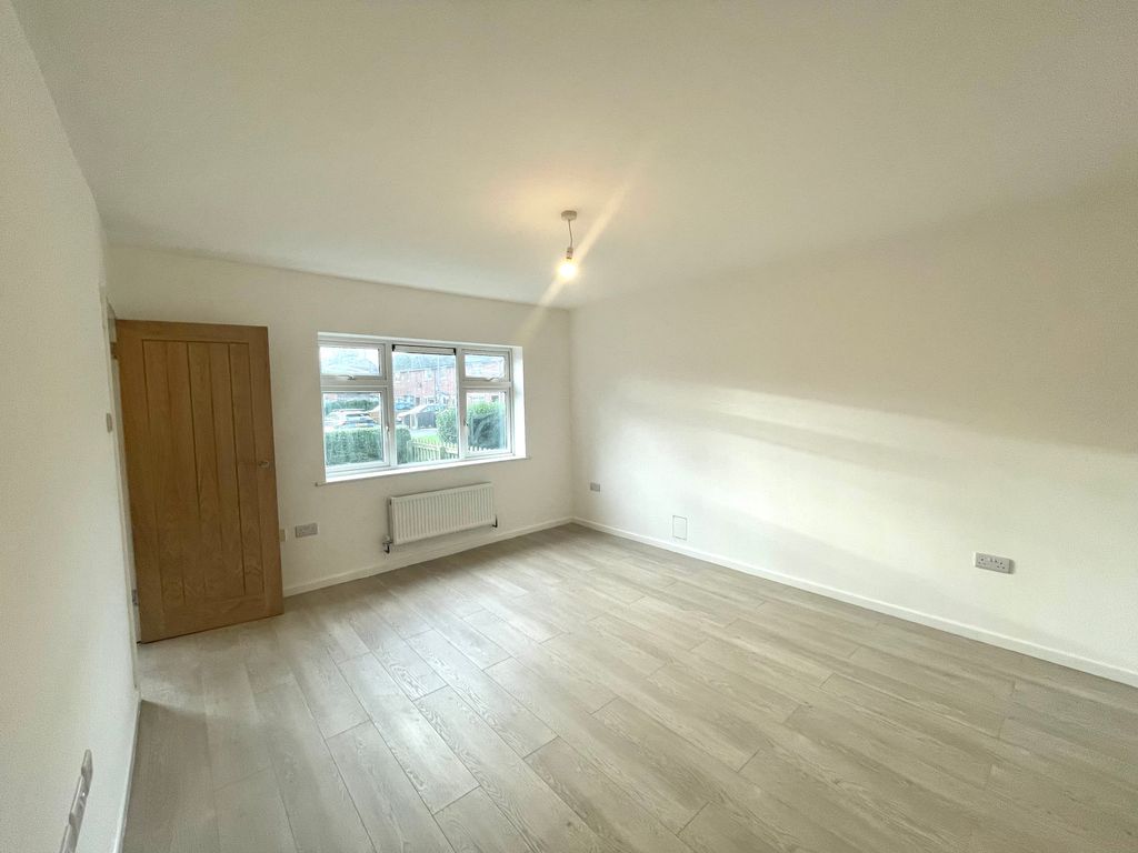 Property photo 2 of 14 Bedroom 1