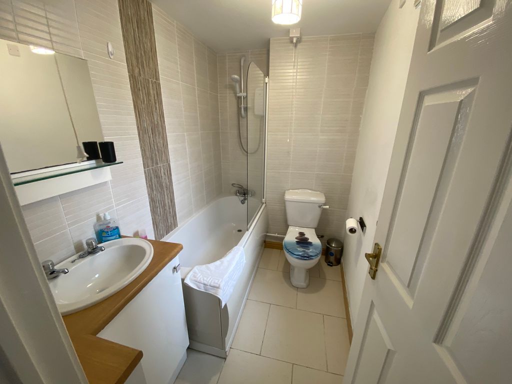 Property photo 3 of 4