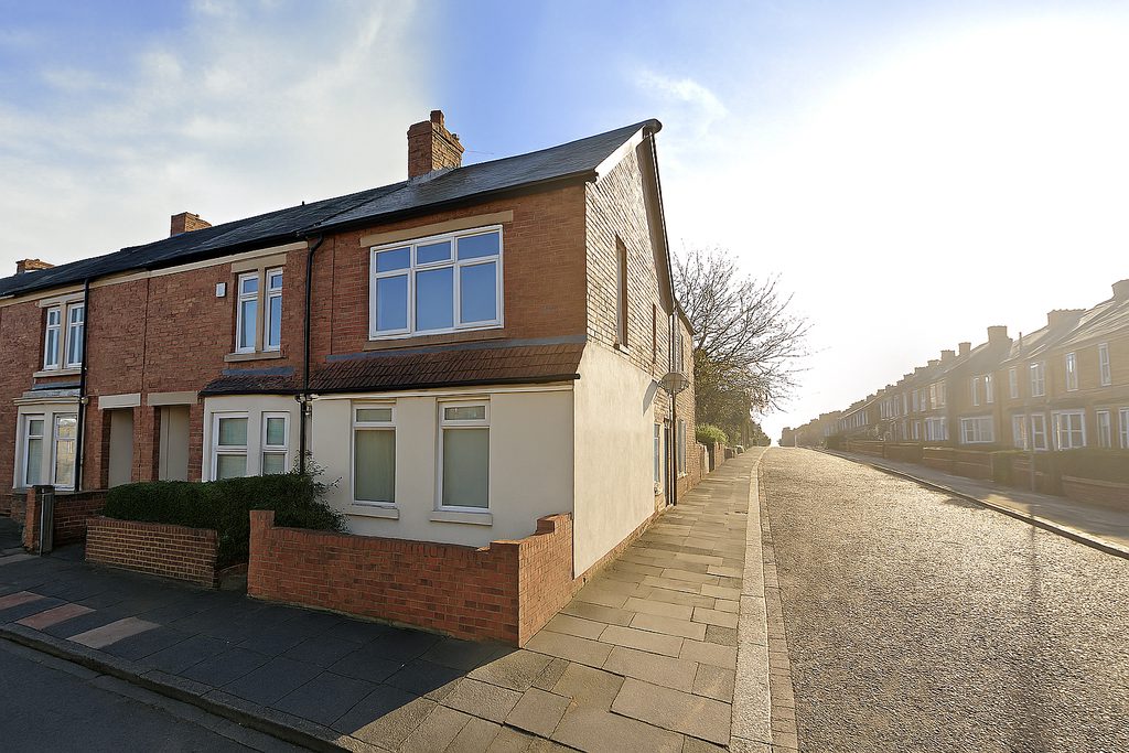 Property photo 1 of 3