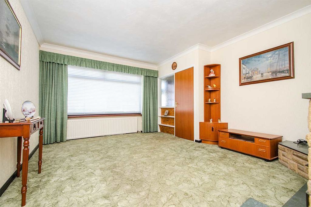 Property photo 3 of 16 Photo 16