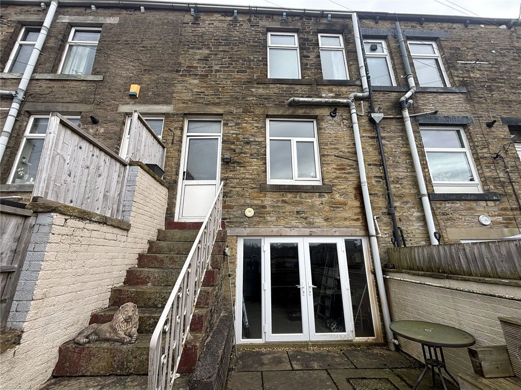 Property photo 2 of 9 Picture No. 10