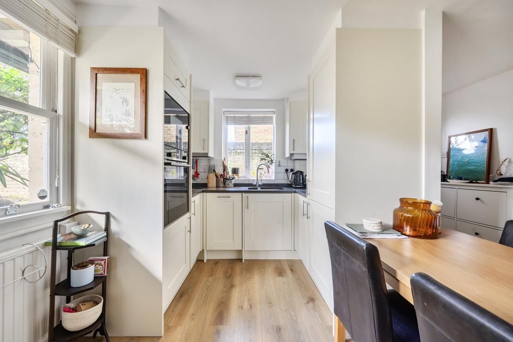 Property photo 3 of 15 Kitchen