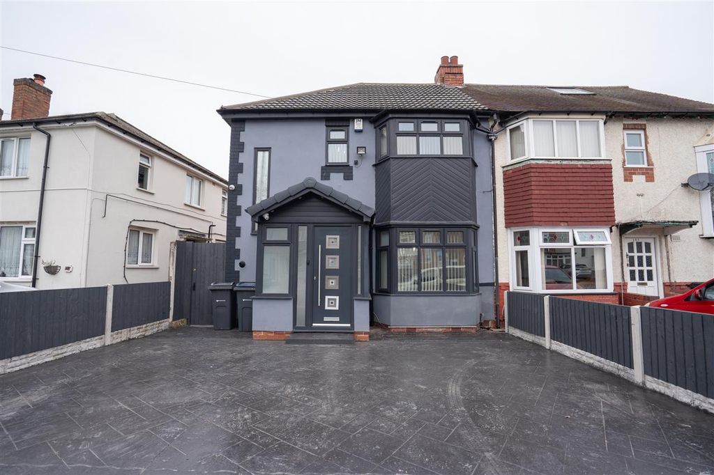 Property photo 1 of 17 Main Picture