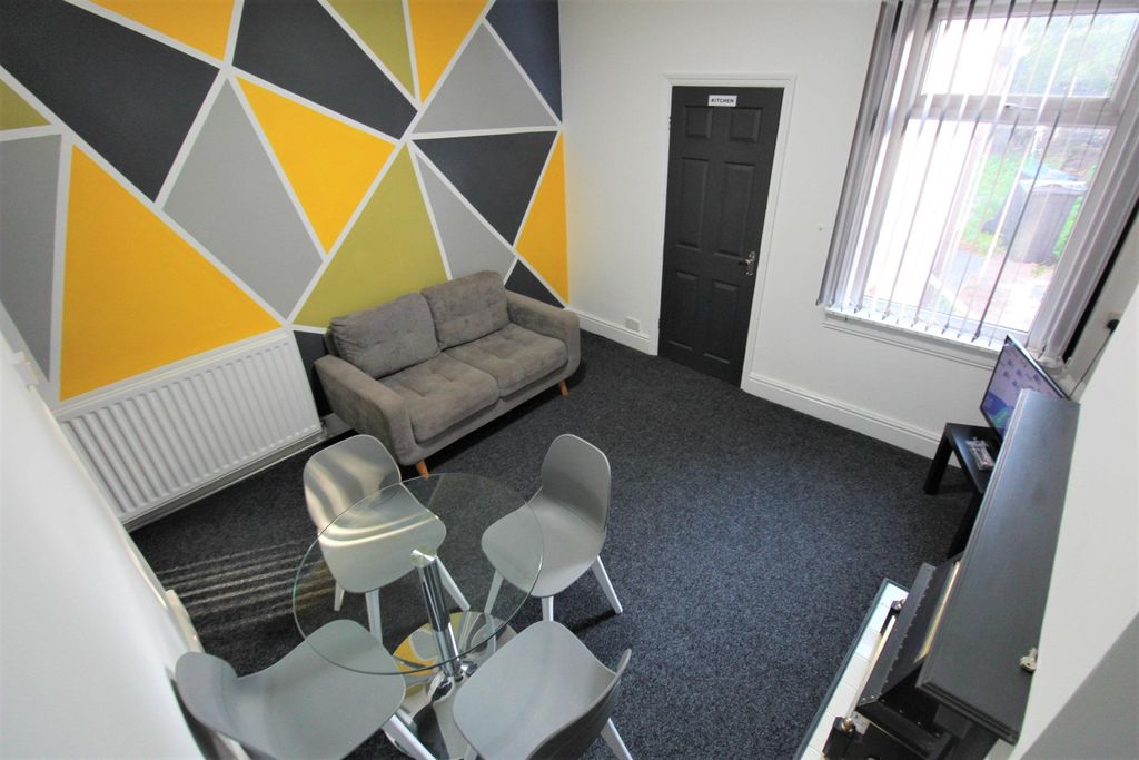 Property photo 1 of 27 Image