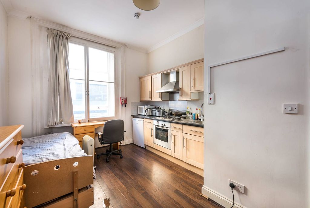 Property photo 2 of 4