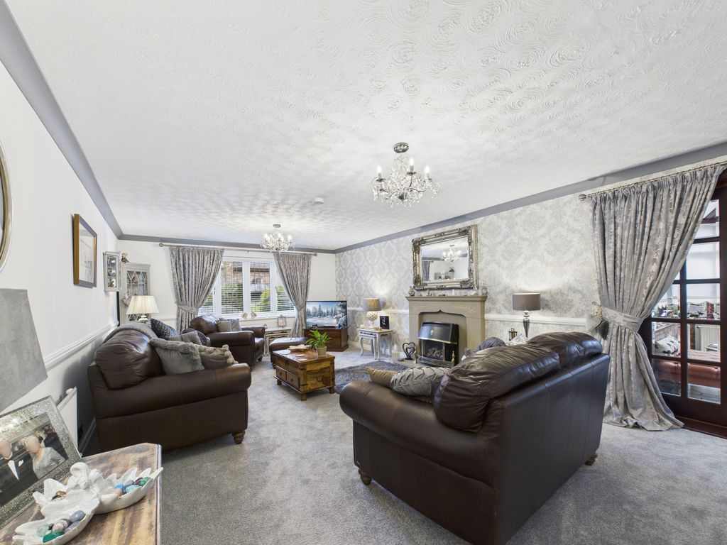 Property photo 2 of 23