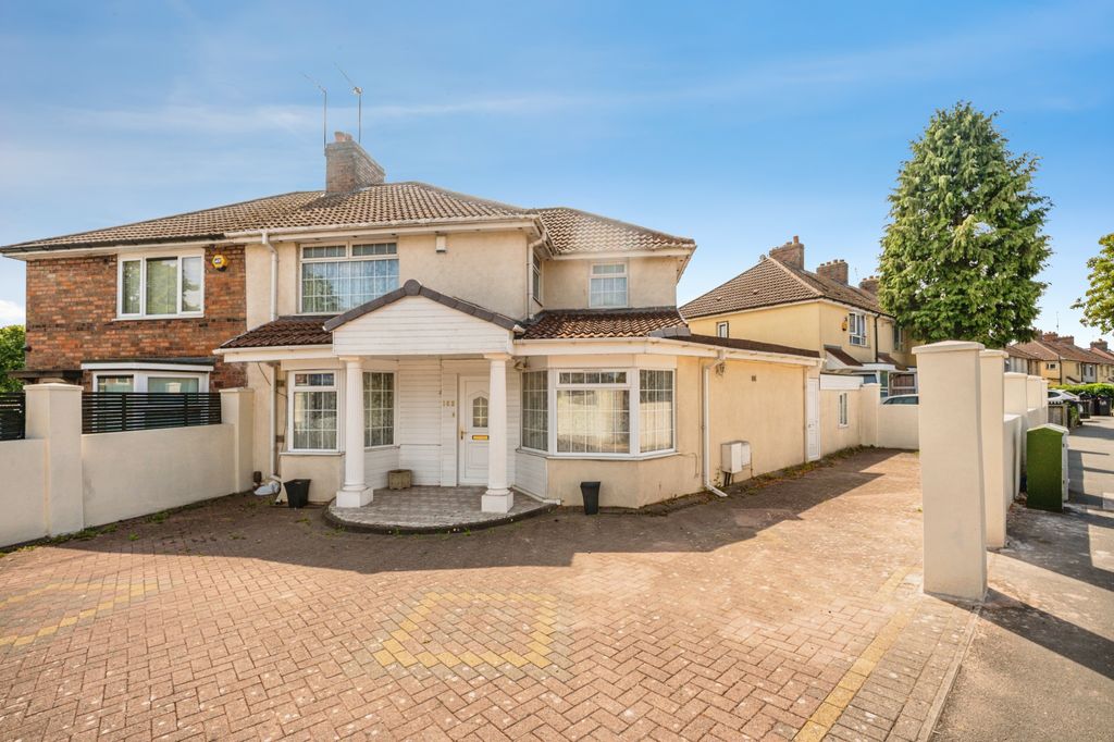 Property photo 2 of 38 2