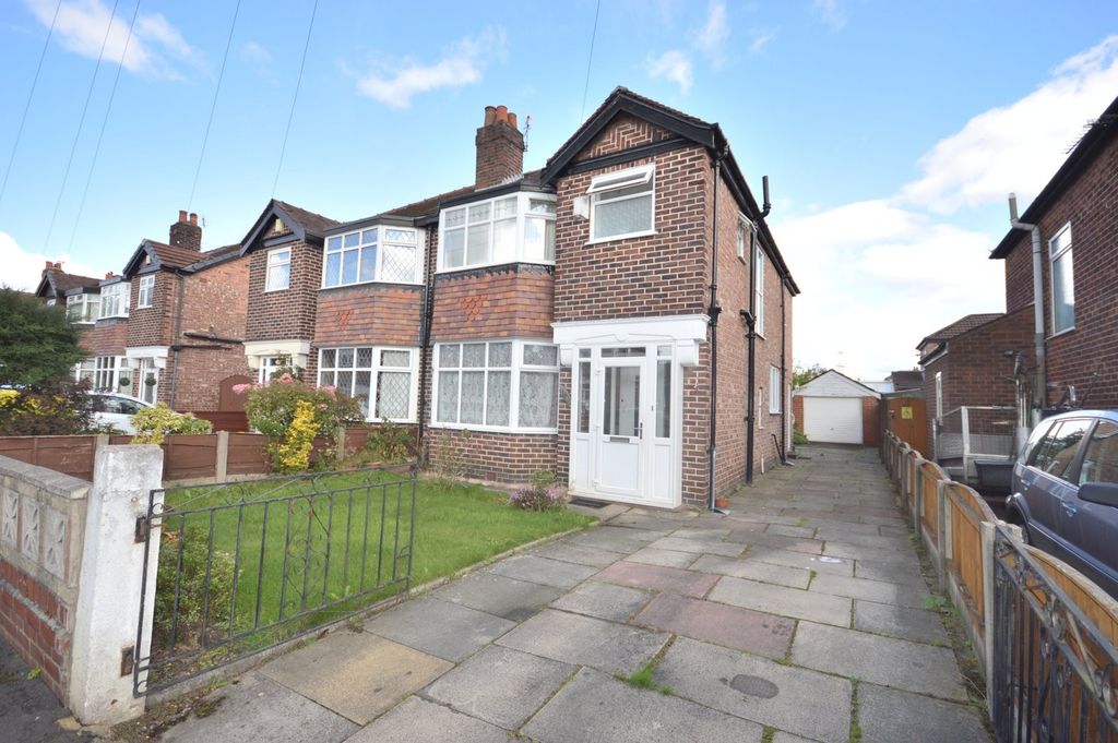 Property photo 1 of 9 Front (Main)