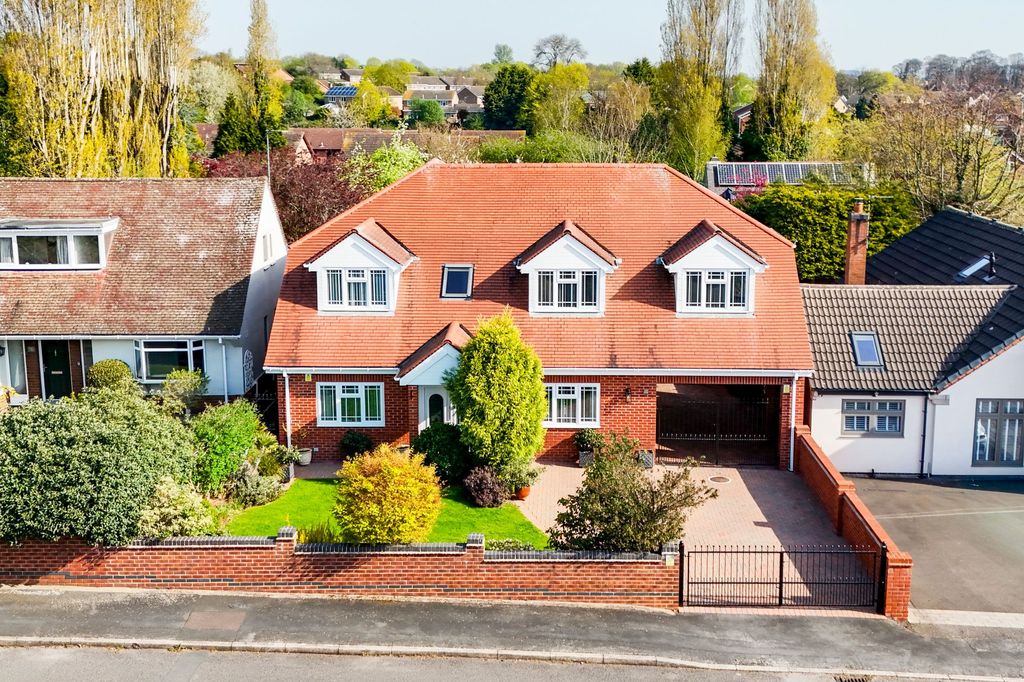 Property photo 1 of 34