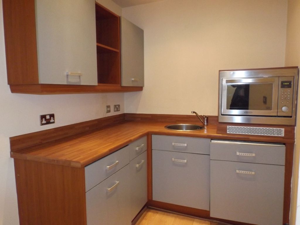 Property photo 3 of 4