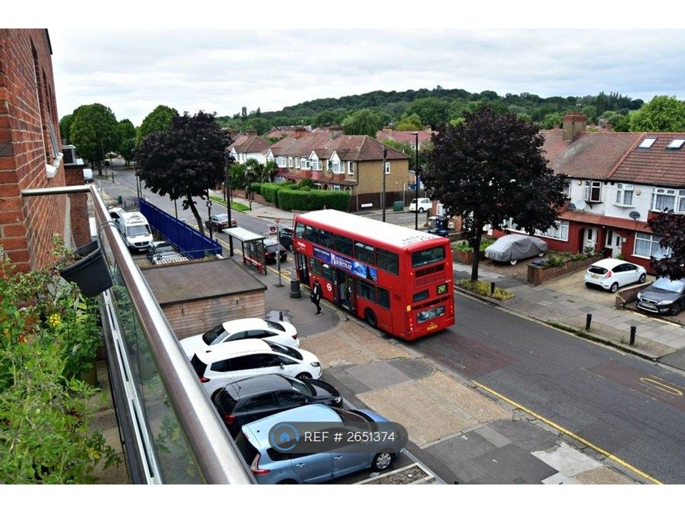 Property photo 3 of 26 Bilton Road View
