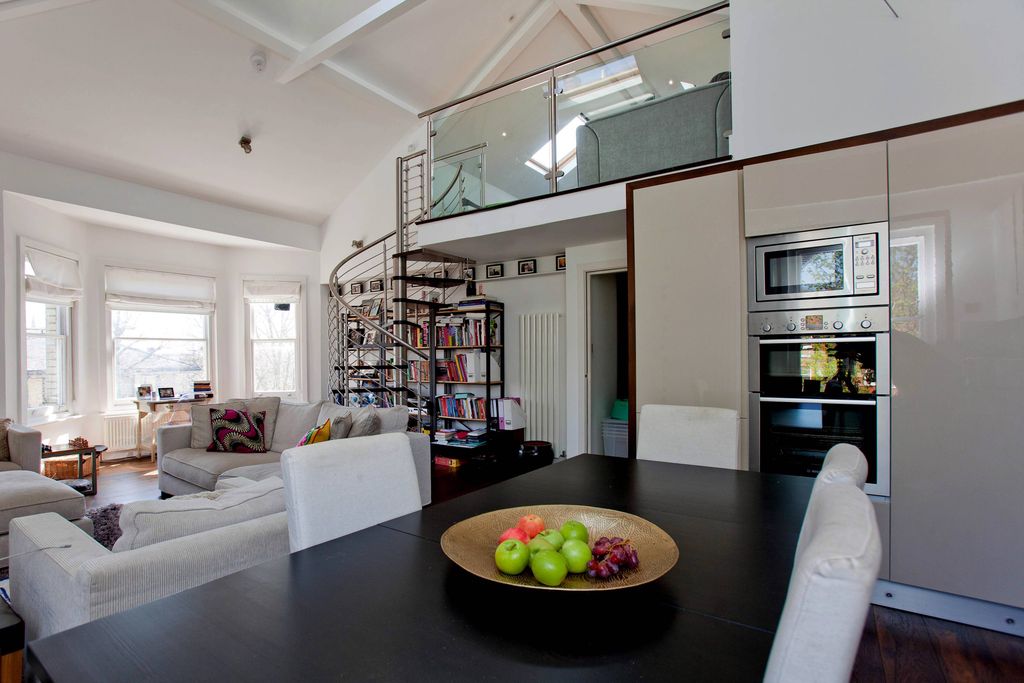 Property photo 2 of 19 Photo 15